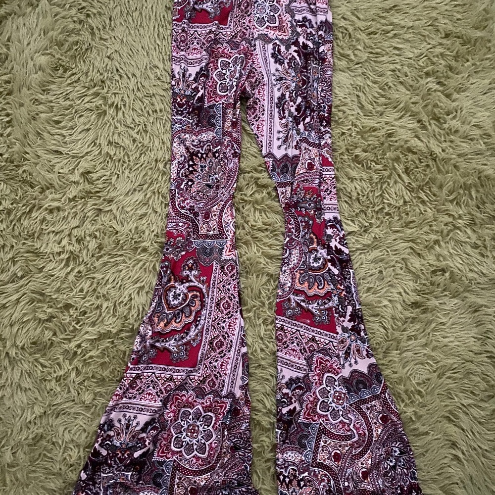 Y2K/INDIE PATTERNED FLARE PANTS